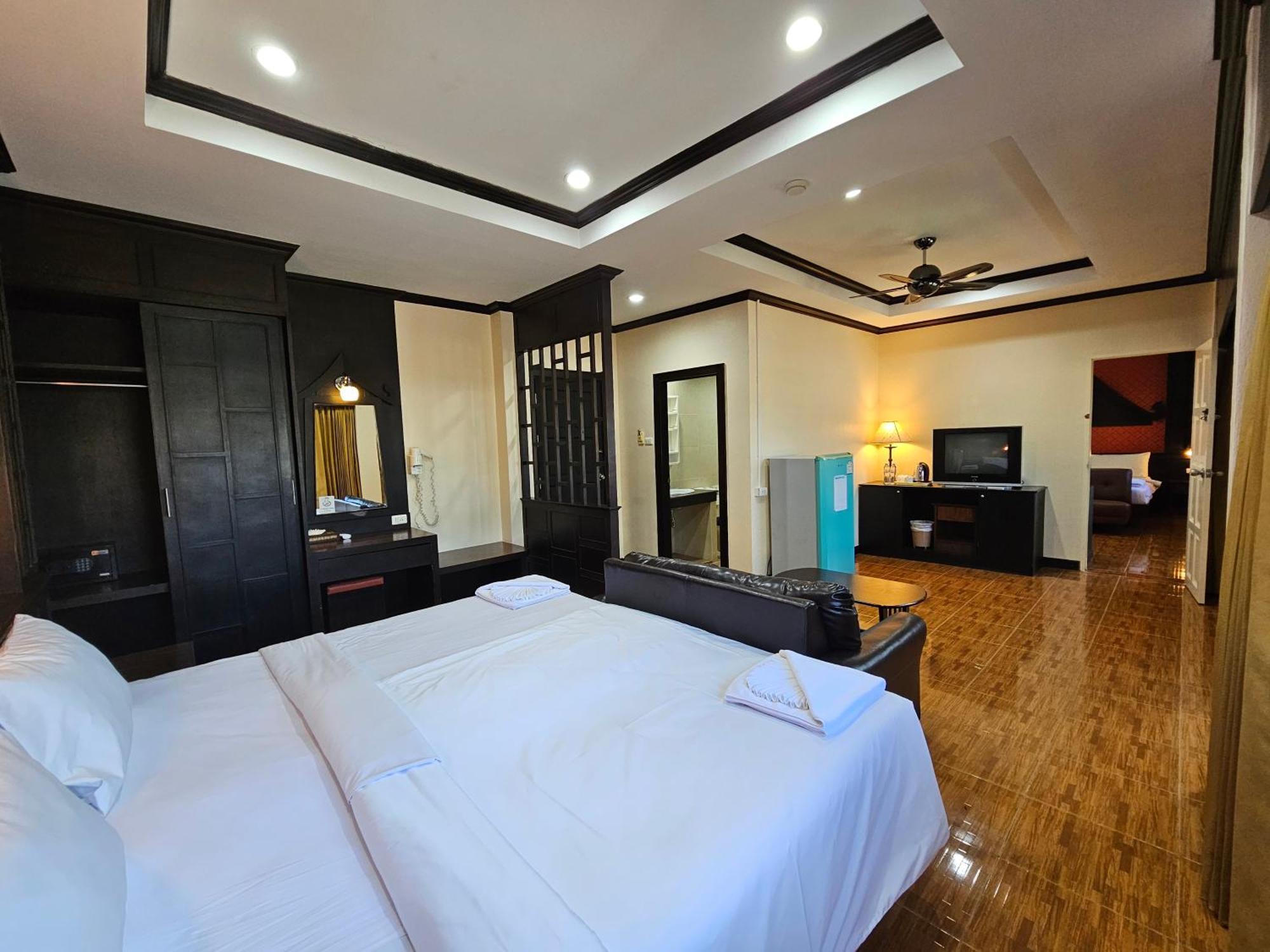 Nanai 2 Residence Patong Phuket Esterno foto
