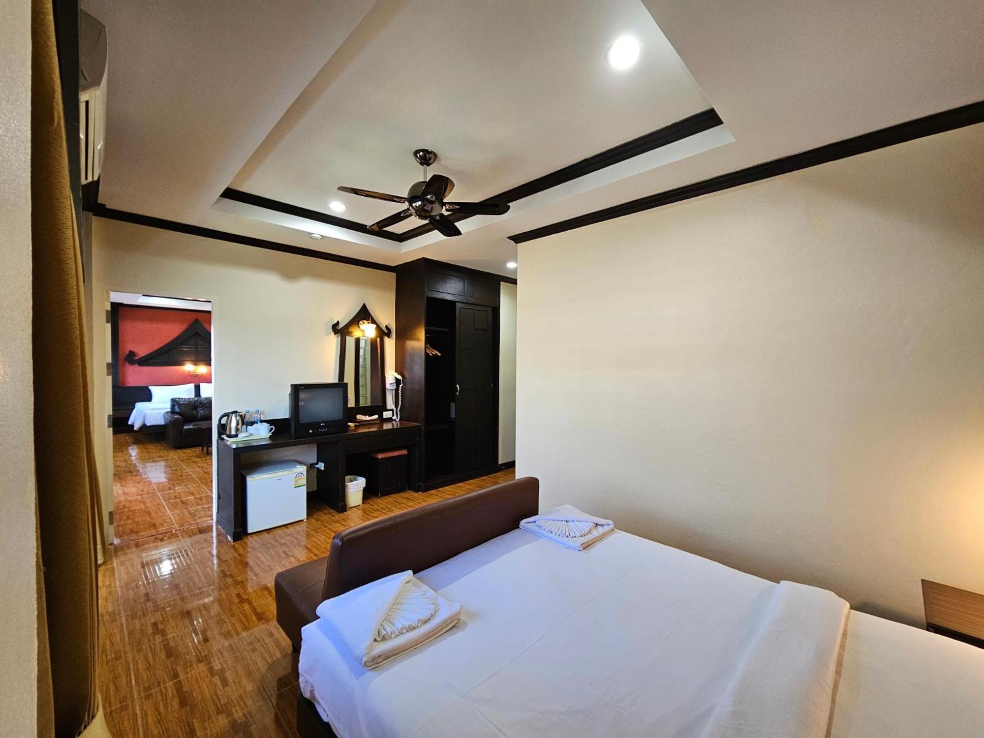 Nanai 2 Residence Patong Phuket Esterno foto