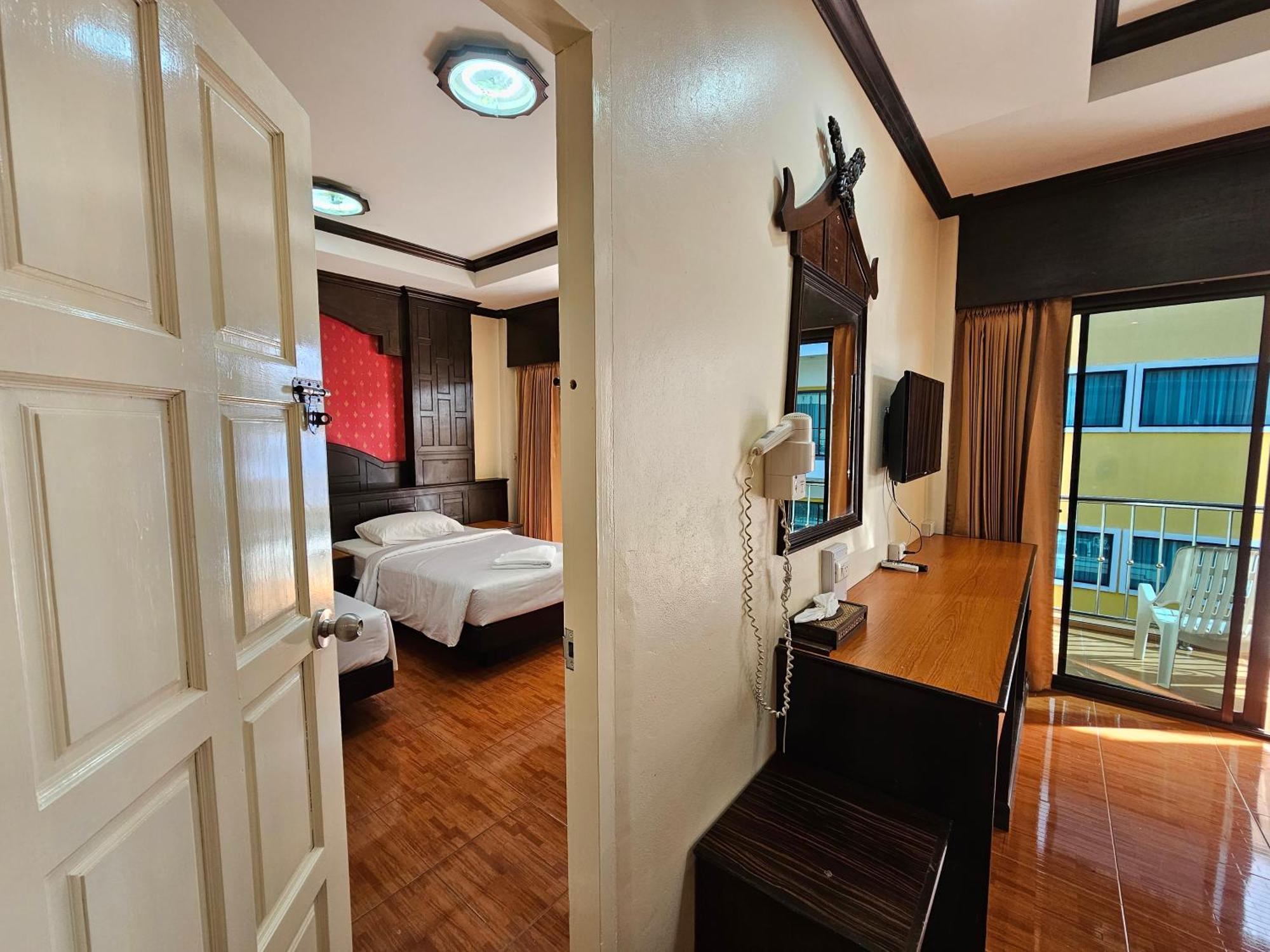 Nanai 2 Residence Patong Phuket Esterno foto